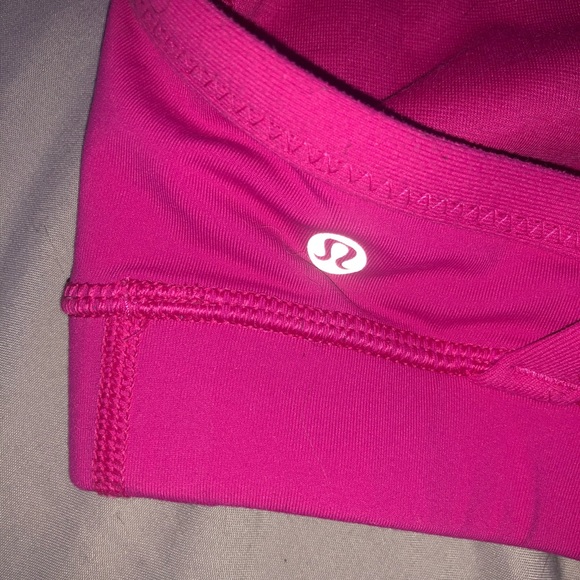 lulu lemon sports bra - Picture 3 of 3